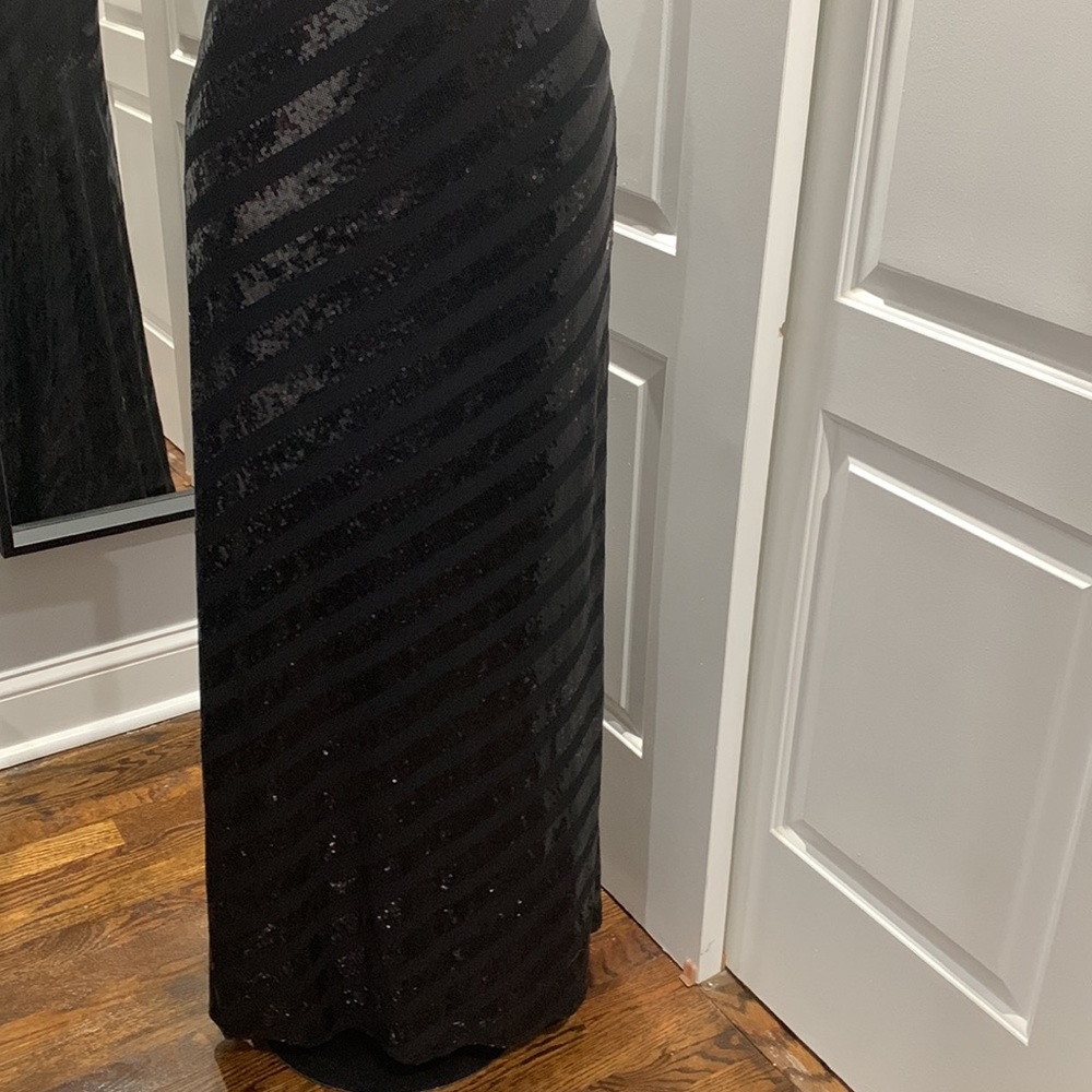 DAVID MEISTER One Shoulder Black Sequin Gown - Picture 10 of 10